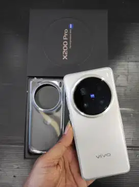 Vivo X200 pro 5G
Garansi Resmi
Ram 16/512
Fullset original
Mulus 99%