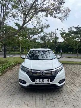 HONDA HRV SE CVT 1.5 PUTIH 2019 BANDUNG MATIC