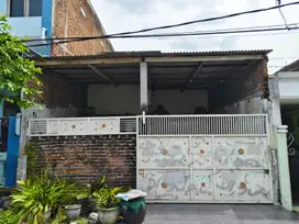 Perum Puri Menganti Indah Blok B1 No 8 Kel Mengganti Menganti Gresik