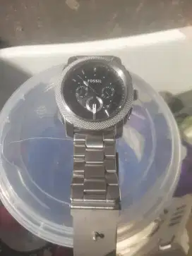 Dijual jam tangan Fossil silver FS4476