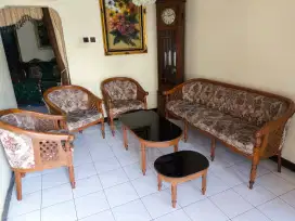 Kursi ruang tamu / ruang keluarga jati, mewah bagus