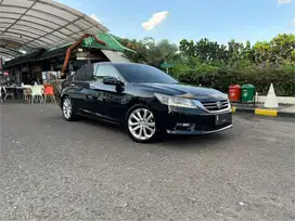 HONDA ACCORD VTi-L 2015/2016 HITAM