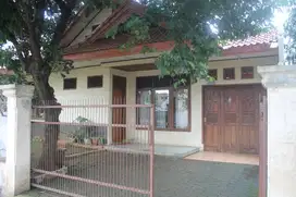 Rumah Dijual cepat Nego, SHM, daerah Mampang, Pancoran Mas kota Depok.