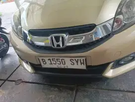 Mobilio matic 2014