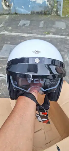 Jual helm merk NIELS