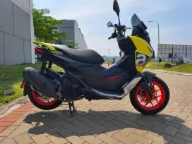 Aprilia SR GT200