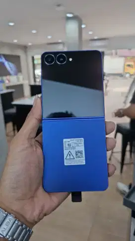 SAMSUNG GALAXY Z FLIP 7