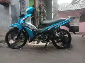 Suzuki shooter FI 2013