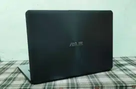 Asus Vivobook a442ur dualvga i5gen8/8/256 siap game design coding