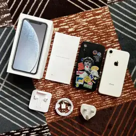 iPhone XR 256GB White Resmi Beacukai