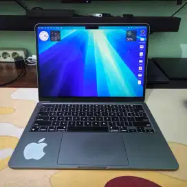 Macbook Air M2 8/256 Mulus Ex Ibox