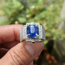 Natural Blue Sapphire Srilanka 3.97 crt