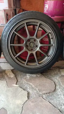 R18 Wedsport TC 105 x lebar 8.5 et 43