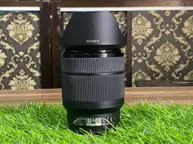 Lensa Sony 28-70mm