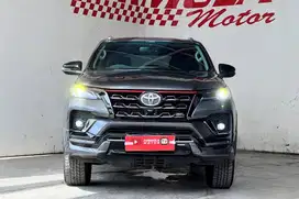 Toyota Fortuner VRZ TRD AT 2021 Abu abu