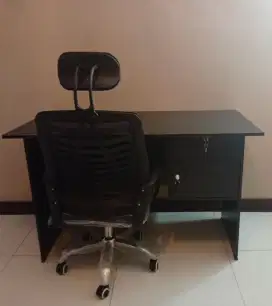 Meja Kerja + Kursi Kerja Sekepala New Free Ongkir Pasang