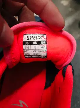 Sepatu Futsal specs metasala