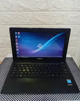 Laptop ASUS X200MA Intel Celeron N2840 Windows 10 Pro
