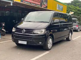 VOLKSWAGEN CARAVELLE 2.0 TDI AT HITAM 2014
