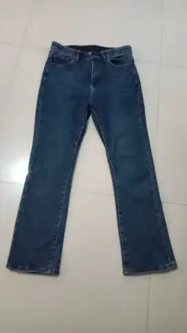 Celana Levis cutbray