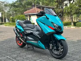 Yamaha T MAX 2014