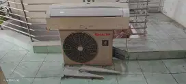 AC SHARP 1/2 PK dijual cepat, nego sampai jadi