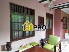 Rumah cantik asri salemba jakpus