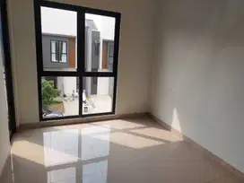 Dijual Rumah Baru Minimalis di Summarecon Crown Gading, Bekasi