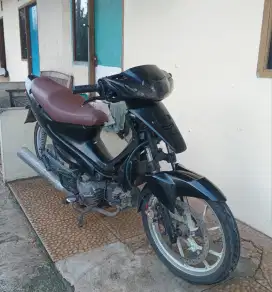 Suzuki Smes 2003