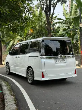 Toyota Voxy 2019 Bensin