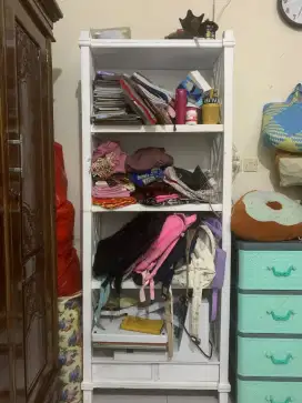 Rak buku atau rak tas kayu jati