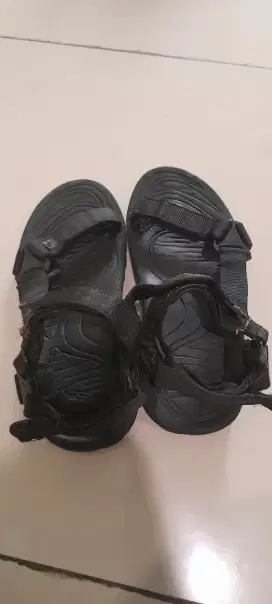 Consina Tundra sandal gunung, outdoor...segala medan.. uk. 43