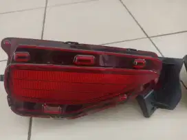 Mica reflektor sen lampu belakang fortuner