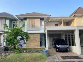 TURUN HARGA!! RUMAH MEWAH CLUSTER QUEENSTOWN CITRALAND SURABAYA.