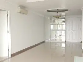 Apartemen 220m2 5 kamar di French Walk, Kelapa Gading