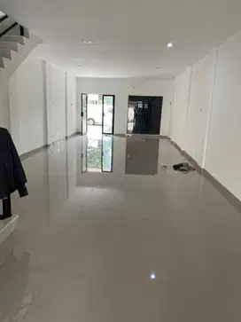DI SEWAKAN RUKO SEKTOR 4 BSD