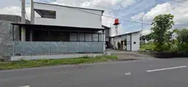 gudang bagus bersih murah BU banget dekat pintu tol
