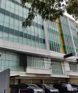 Gedung 6,5 Lantai Ex Resto Siap Pakai di Tanah Abang, Jakarta Pusat
