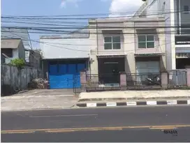 Gudang baru 1 lantai dipinggir jalan disewakan, Denpasar Utara area