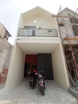 DIJUAL RUMAH MURAH JAKARTA DEKAT MRT DEKAT TOL DI CIRACAS JAKTIM