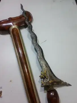 Keris sepuh nogosiluman luk 9 pammor pedaringan kebak asli