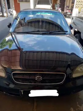 Suzuki baleno 2000
