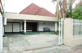 Disewakan Tempat Usaha di Jln Ciliwung Surabaya (Strategis)