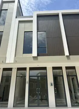 RUKO DI GADING SERPONG VERONA STRATEGIS UNTUK USAHA DAN PERKANTORAN