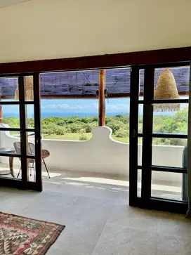 MEDITERRANEAN RETREAT WITH PANORAMIC OCEAN VIEWS