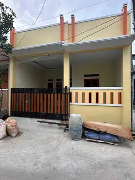 Dijual Rumah Minimalis 1 Lantai warna Kuning di Pondok Ungu Permai