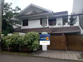 DIJUAL Rumah Mewah 2 Lantai Siap Huni di Kuningan, Setiabudi, Jaksel