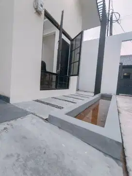 Dijual Rumah 2 Lantai Lokasi Strategis Dekat GDC