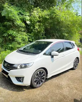 Honda Jazz RS AT 2016 matic, putih