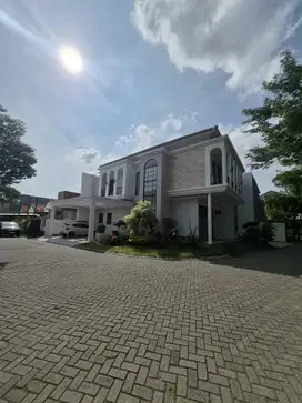 JUAL Rumah Taman Puspa Raya, Citraland FULL FURNISH